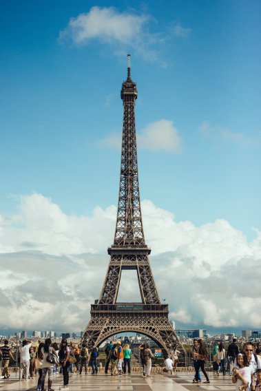 the-eiffel-tower-paris_4460x4460